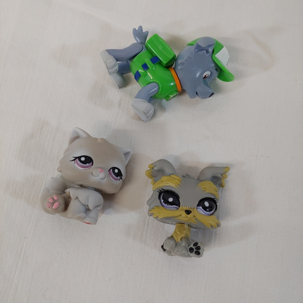 LPS Kitty Paw Patrol Toys THREE pieces Little Pet
